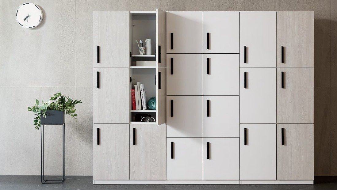 Storage Cabinets & Display Stands